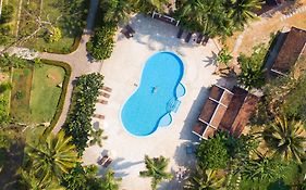 Santi Resort & Spa
